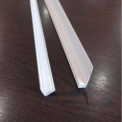 ПВЦ Завършващ профил за ламперия-Клипс